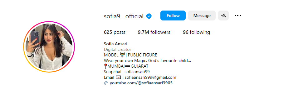 Sofia Ansari instagram